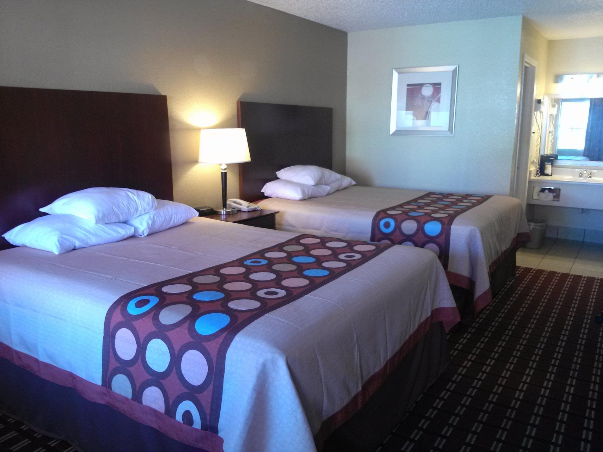 Super 8 By Wyndham Kerrville Tx Zewnętrze zdjęcie