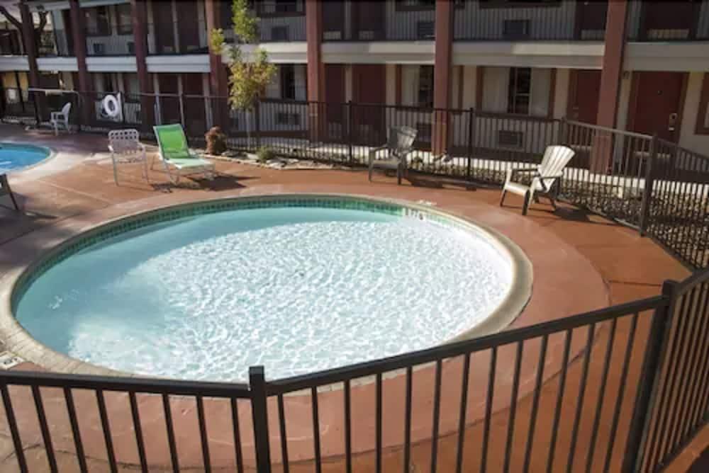 Super 8 By Wyndham Kerrville Tx Zewnętrze zdjęcie
